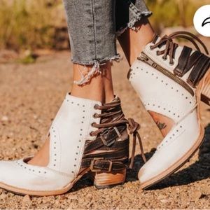 Desert Freebird by steven new in box size 6 for MOLLIE ONLY